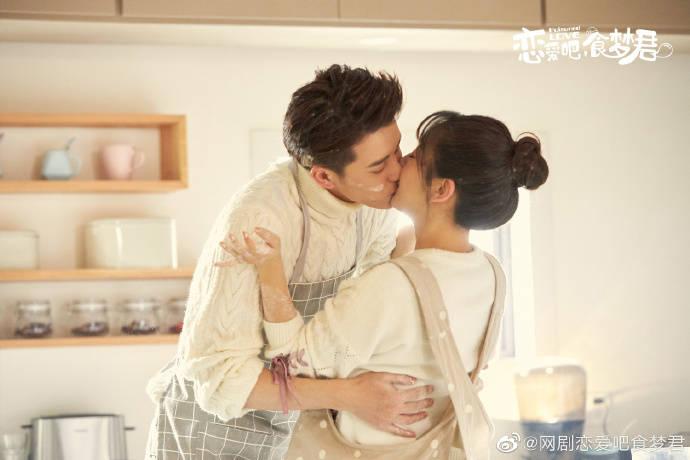 教授演讲称「读书为了赚钱」被学生赶下，怎么看待学生的做法？你认为读书是为了什么？游戏画面